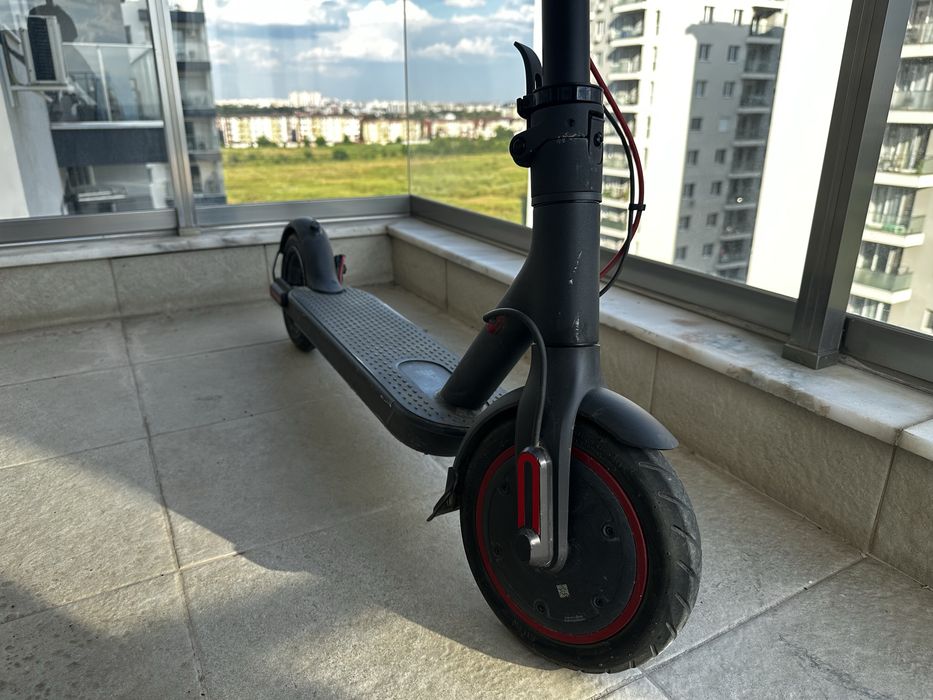 Trotinetă electrica Xiaomi M365 Pro – stare bună | Autonomie reală 20–30 km | 4.260 km