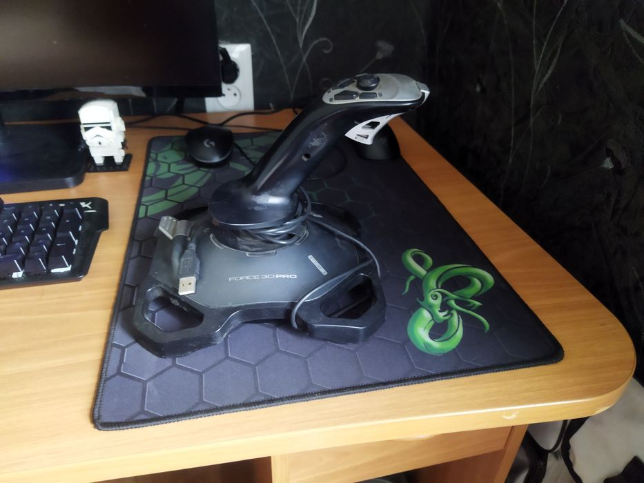 Продам джойстик для видеоигры ПК