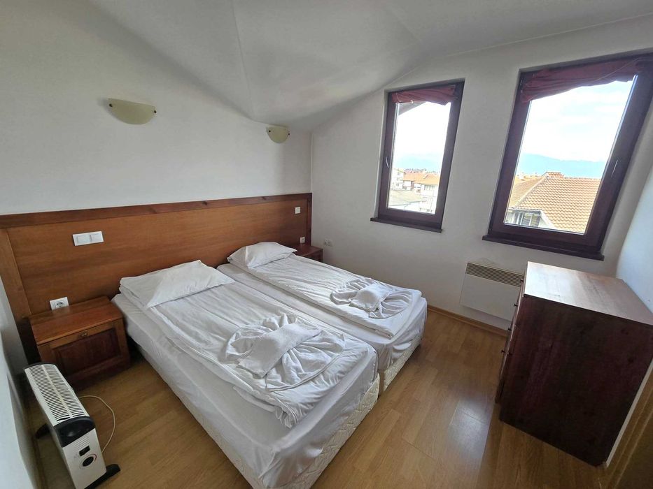 Tристаен апартамент с фронтална гледка към Пирин планина