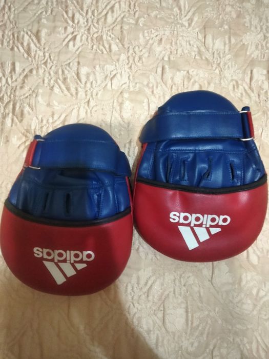 Перчатки, лапы, шлем