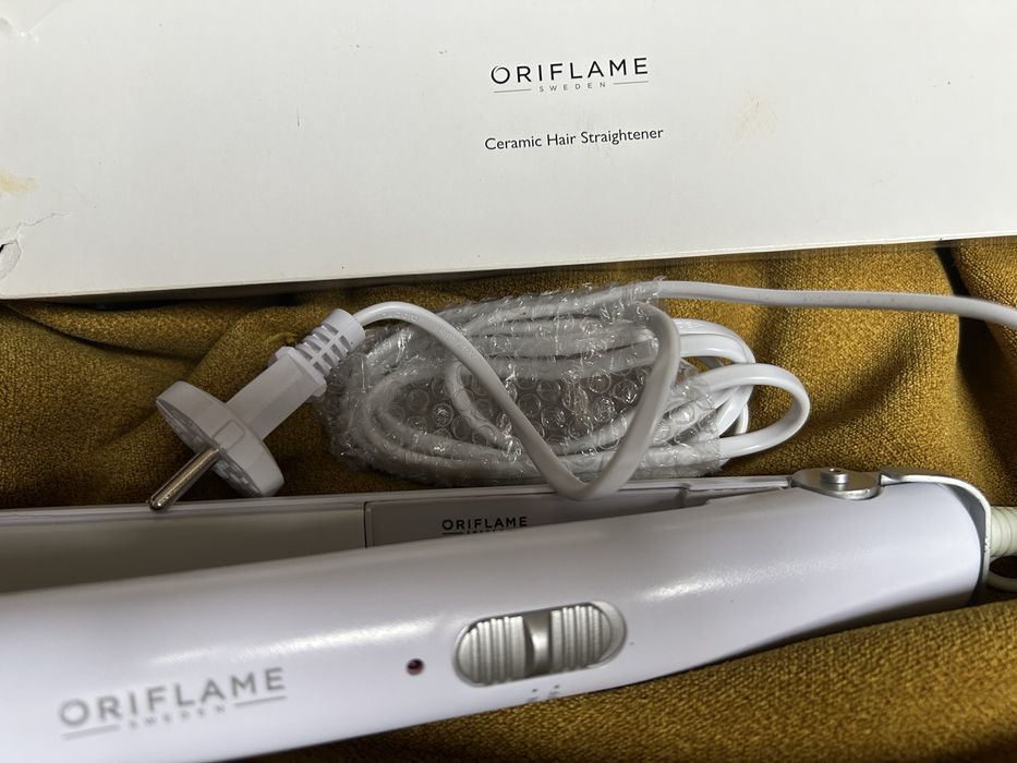 Керамична Преса за коса Oriflame