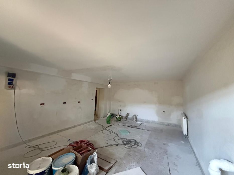 De vanzare Duplex situat in Barabant.