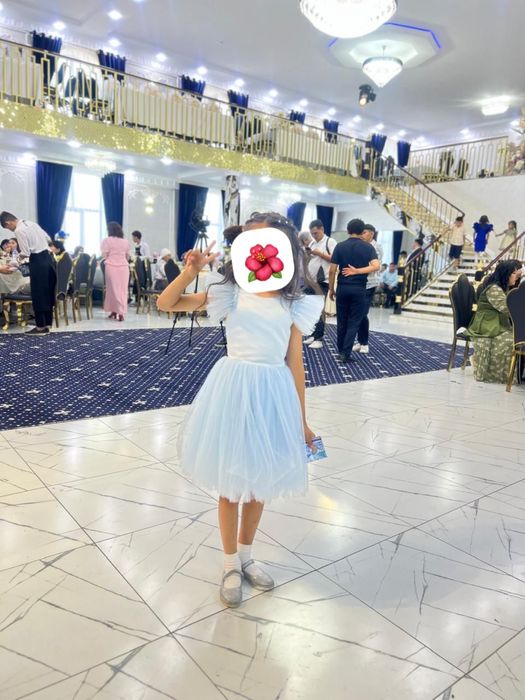 Платья нарядные 5шт за 7000