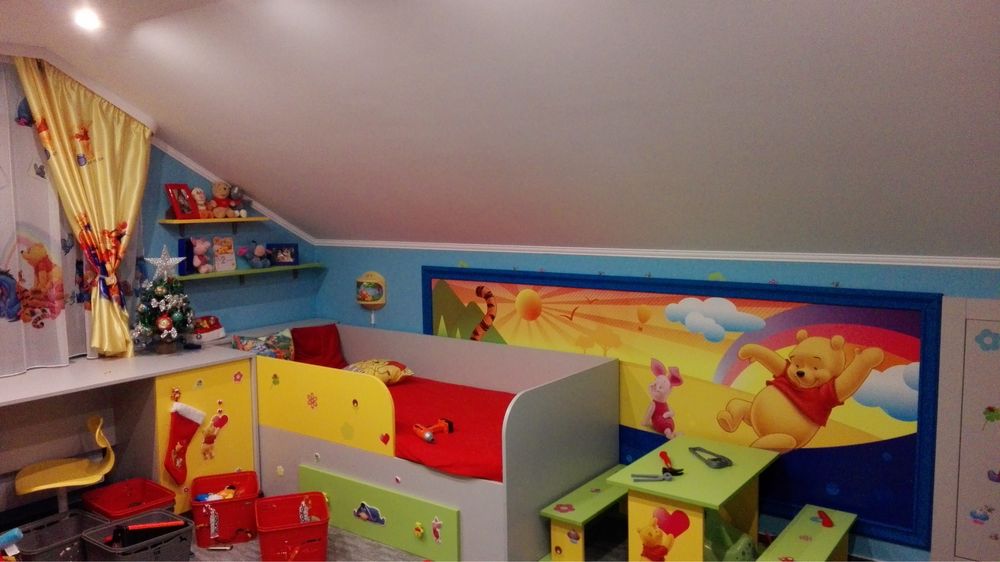 Mobila copii ( dormitor complet) cu tematica winnie