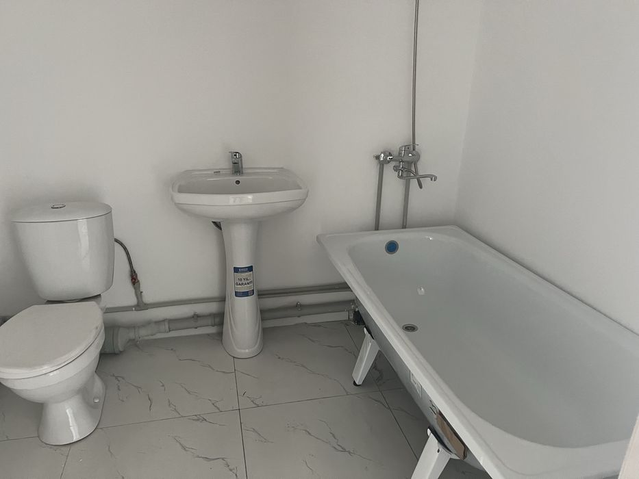 Продам унитаз новая