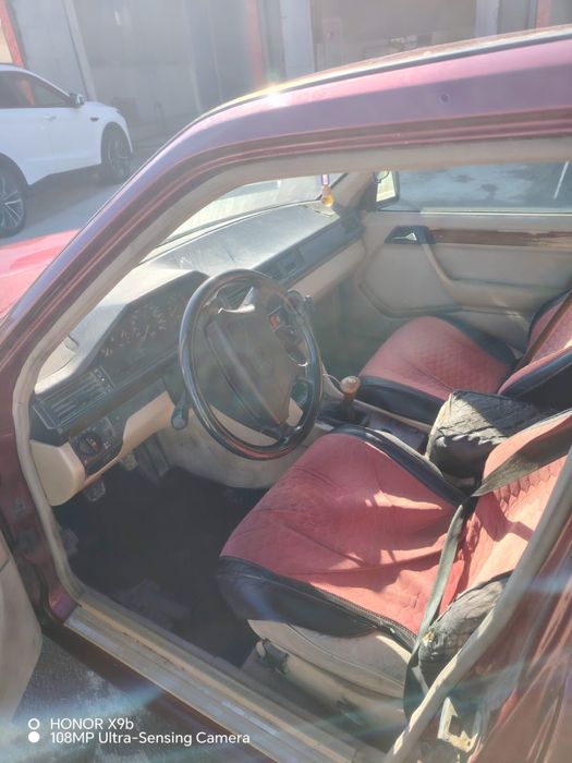 Продается Mercedes-Benz W124