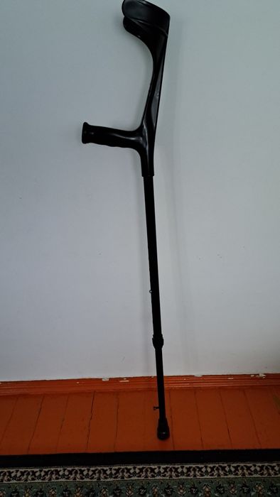 Трость подлокотная