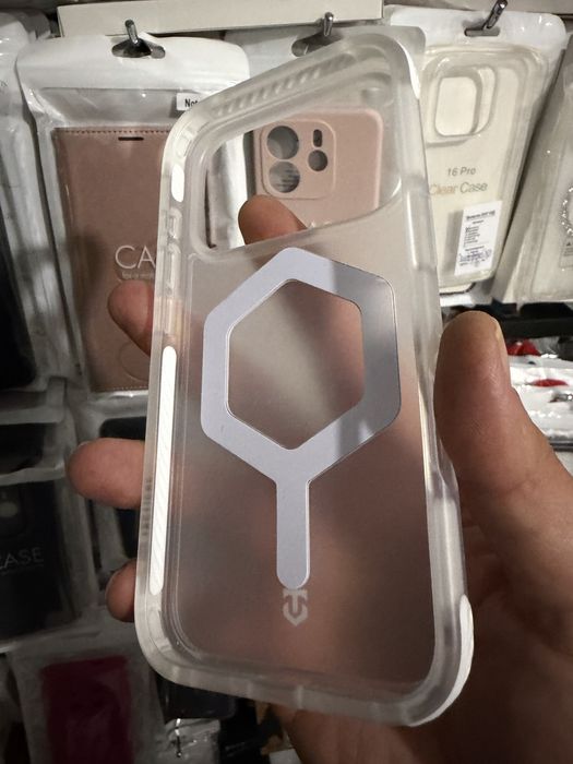 Tactical Hexagon кейс за iPhone 17 Pro , 17 Pro Max