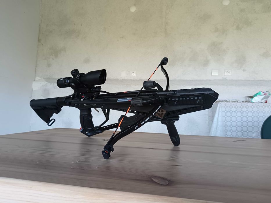 Арбалет ЕК Archery Cobra R9