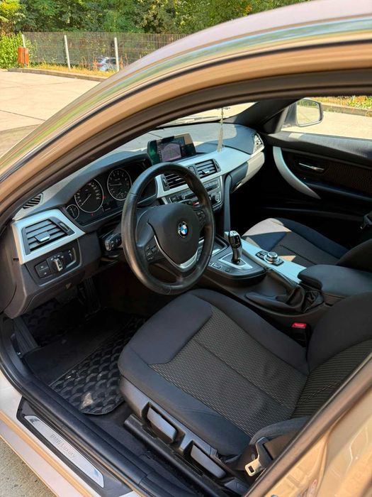 BMW 320i xDrive Luxury Line 2012