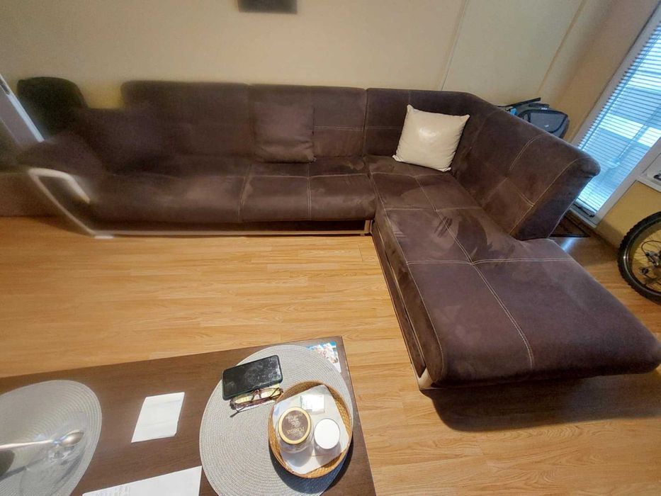 Разтегателен диван