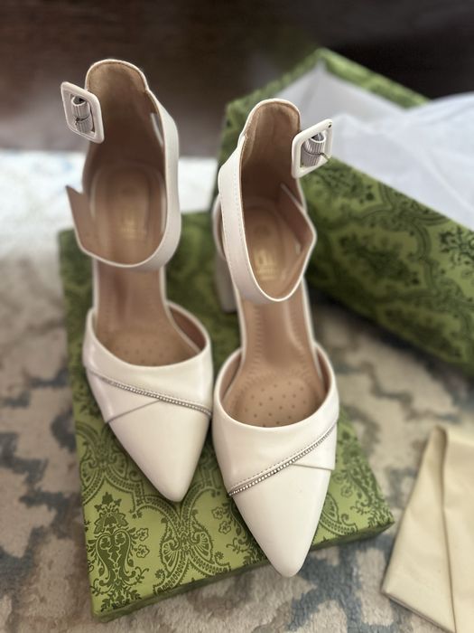 Новый аяк киім жақсы сапада