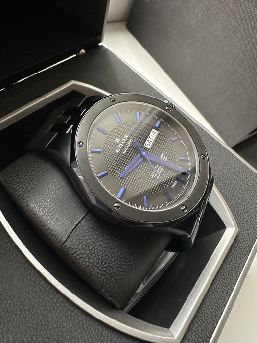 Edox delfin automatic