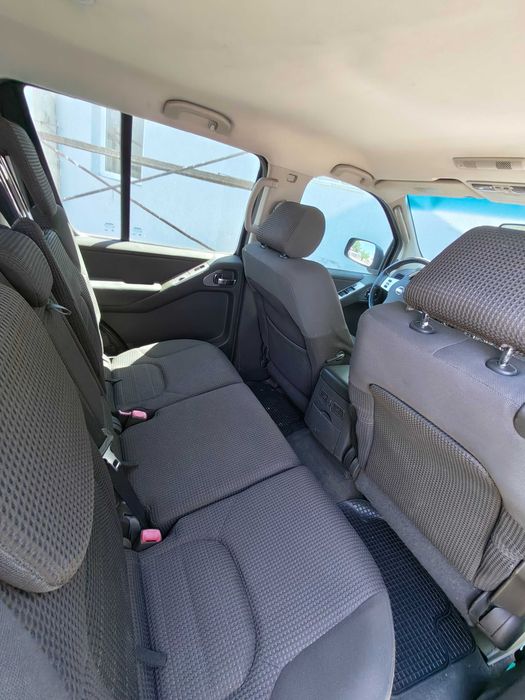 Nissan pathfinder 2005