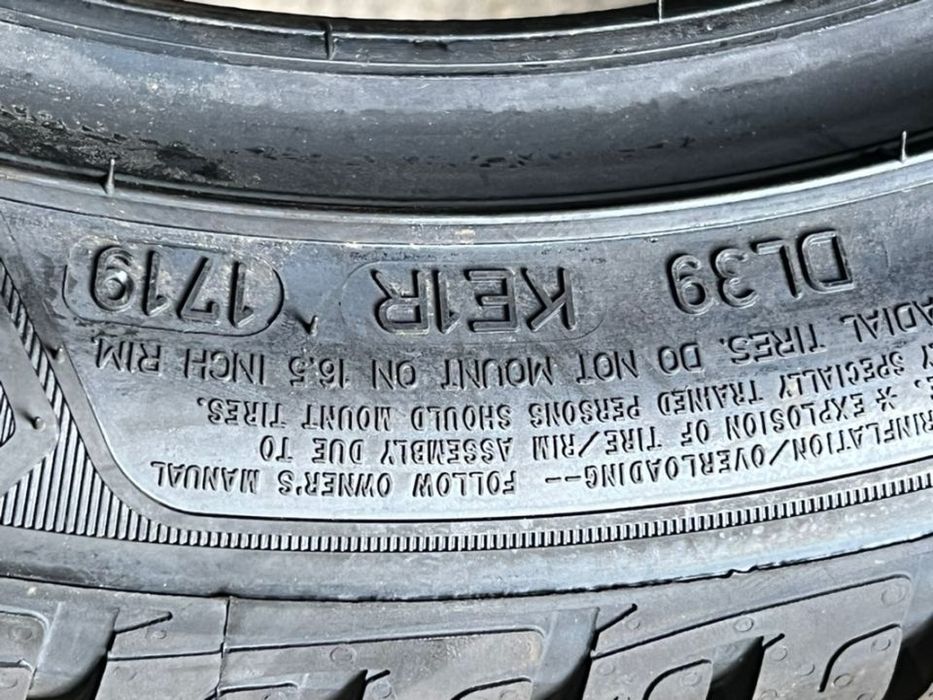 vând 4 anvelope 195/50/16 goodyear de iarnă noi