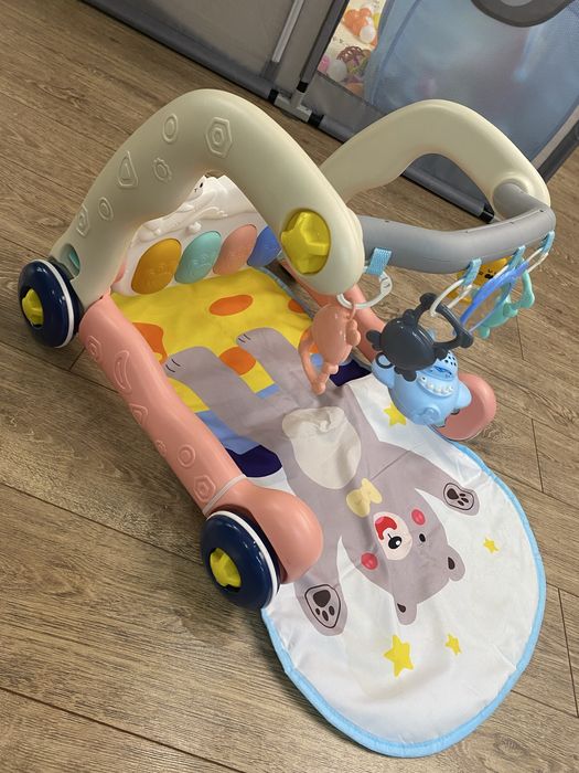 Музыкальный коврик и ходунок 2 в 1