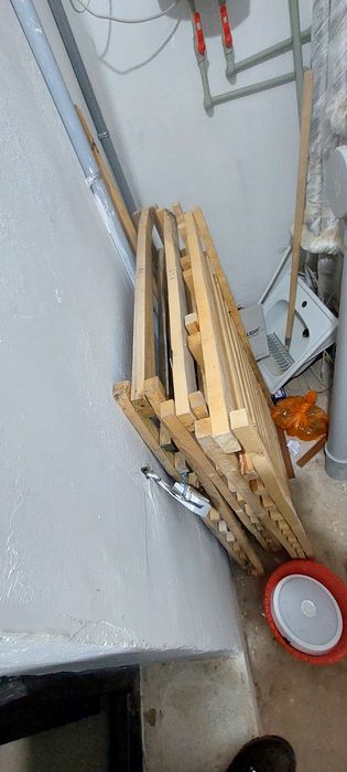 Поддоны из под изоляторов