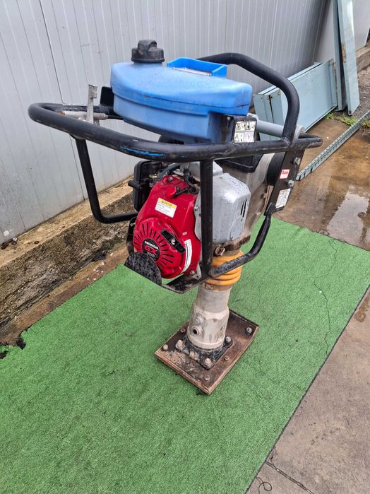 Трамбовка   Пачи крак двигател Honda