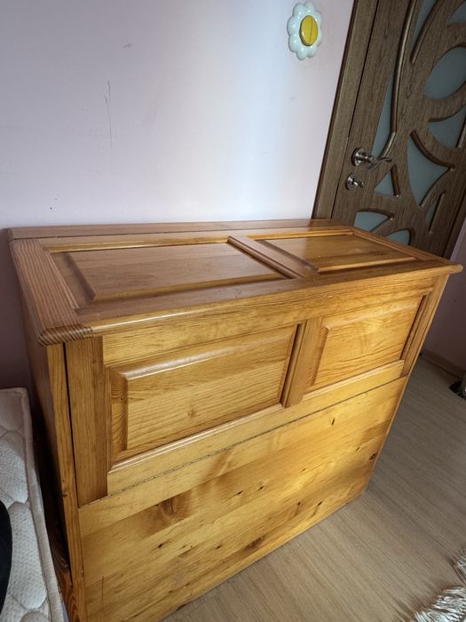 Продавам легло и ракла