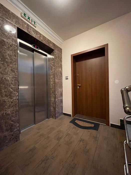 Дава се под наем Тристаен апартамент в София, Красно село - 90 кв.м за 900 € - Снимка #2