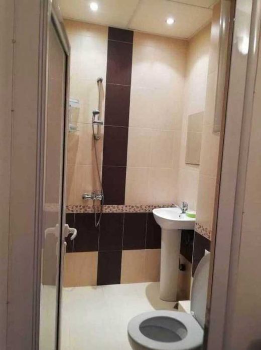 Дава се под наем Четиристаен апартамент в Пловдив, Младежки Хълм - 90 кв.м за 378.93 € - Снимка #3