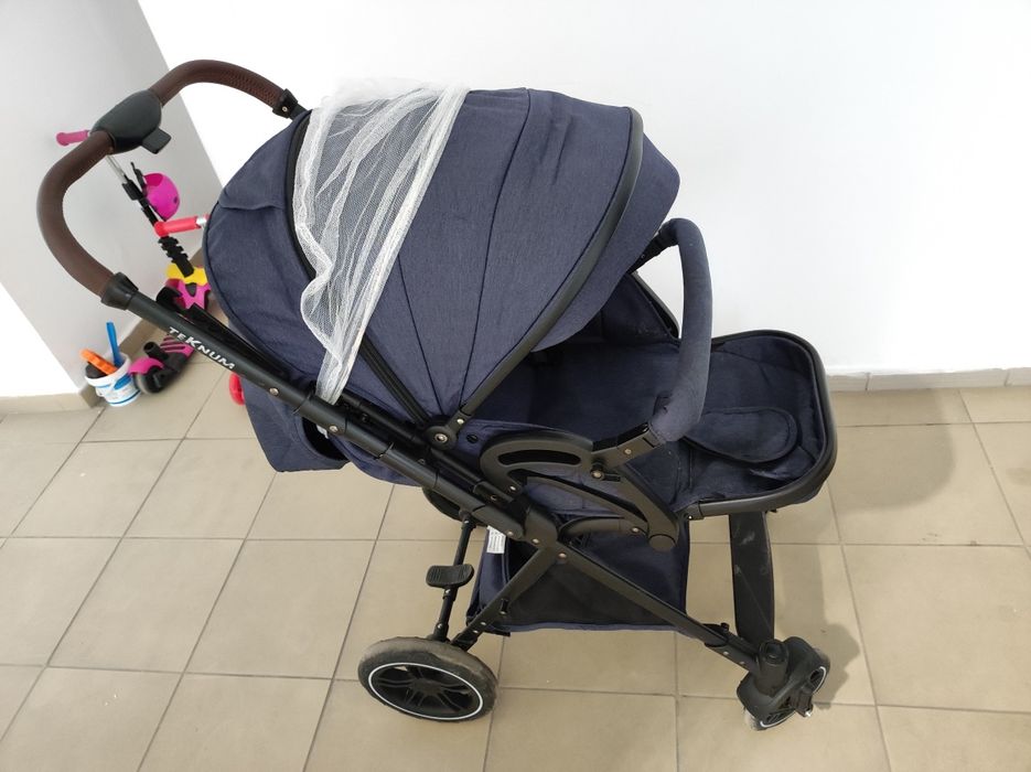 Продам коляску teknum