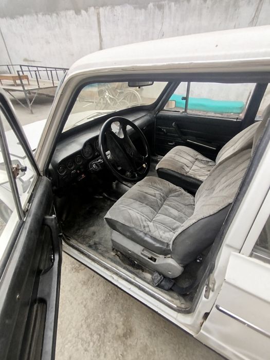 Jguli 06 mashina sotiladi