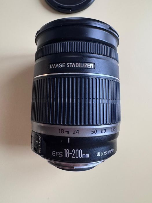 Canon EOS 60 D почти новый