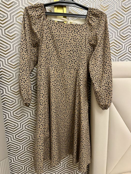 Продам коричневое платье!