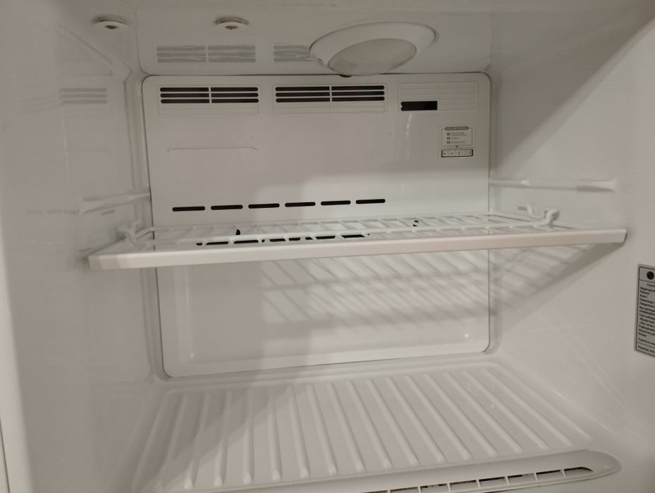 Продам холодильник LG