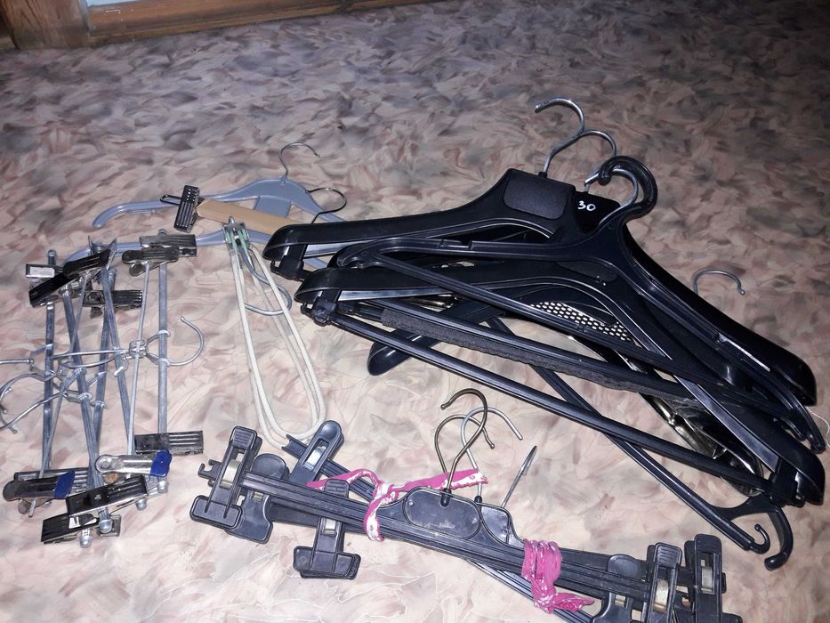 вешалки, манекены для одежды