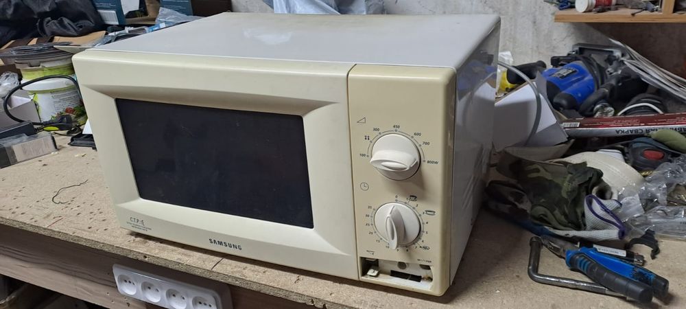 Микроволновка "Samsung" на запчасти