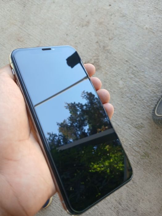 iPhone X sotiladi