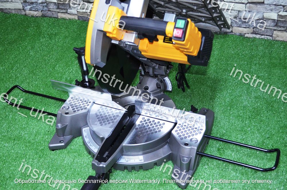 Пила торцовочная TEXA Т52506