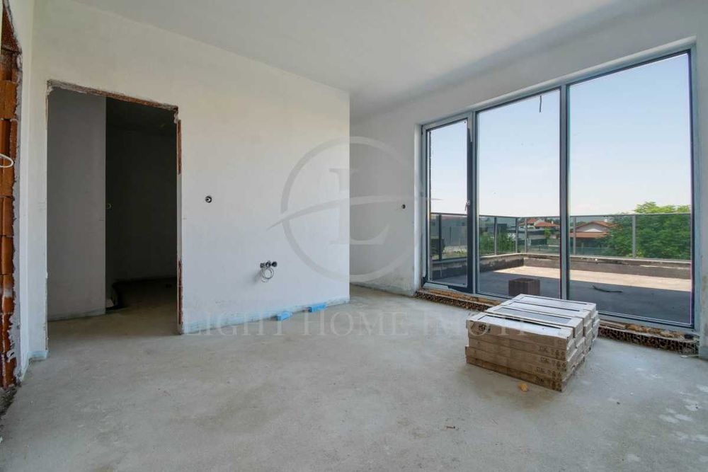 Реф. 2741 Уникална двуетажна къща с двор гараж и паркомясто Беломорски