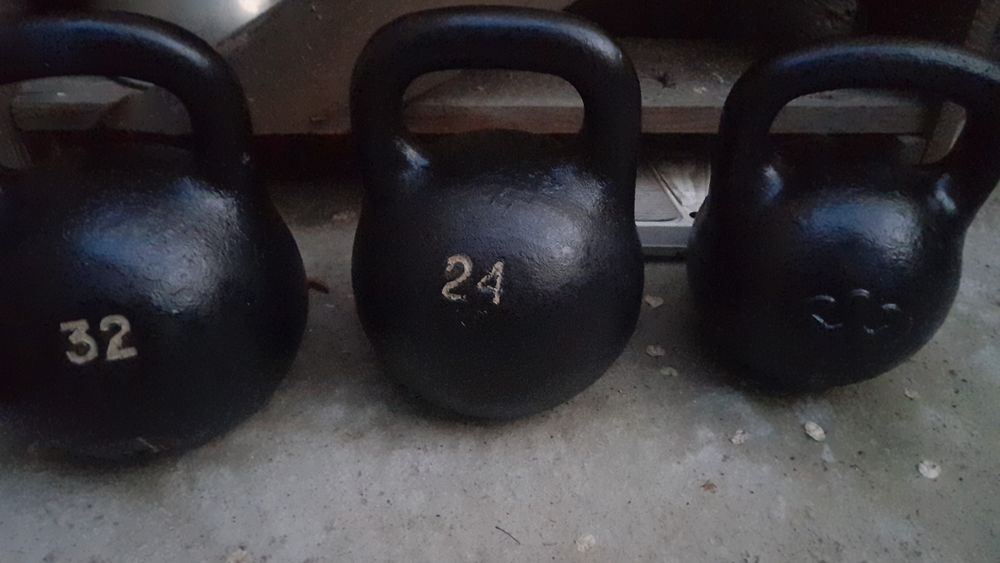 Продам Советские  гири 24 кг!!!