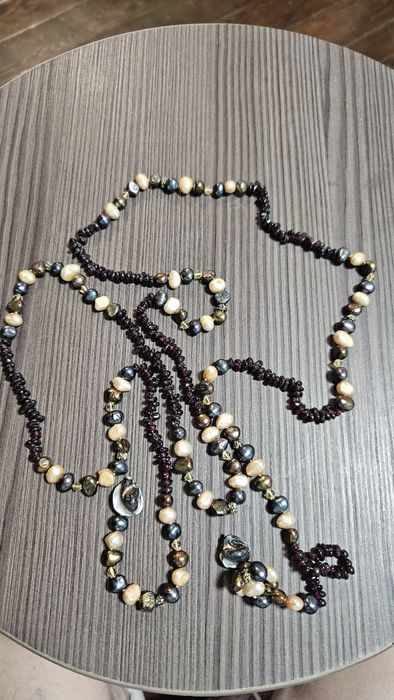 Бусы, бисер, камни, украшения