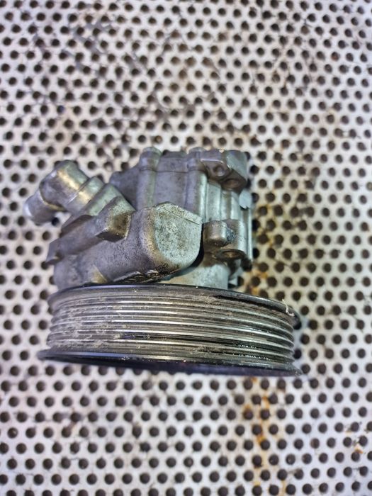 Pompa servodirectie Audi A6 c6 4f motor 3.0 tdi,ASB