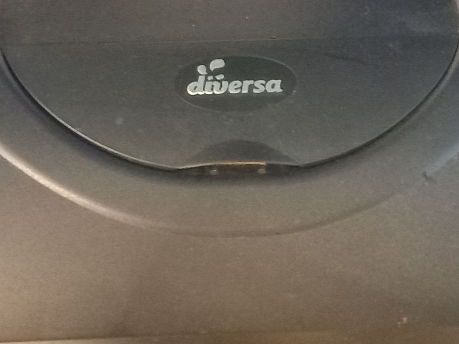 Vand acvariu pentru pesti