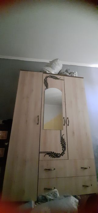 Шкаф для одежды бу