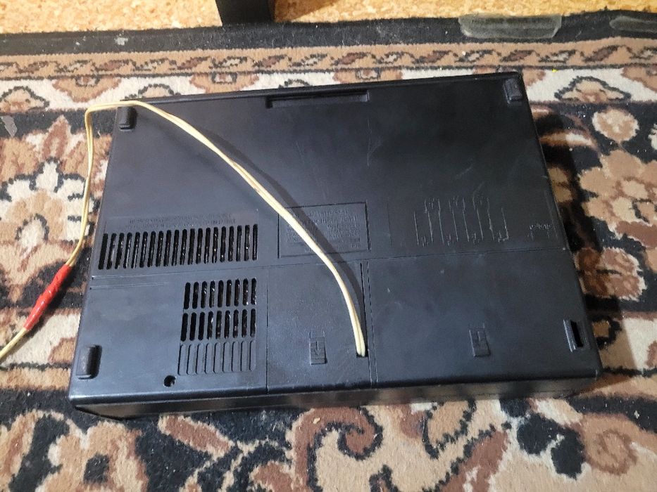 Продам магнитофон  ссср