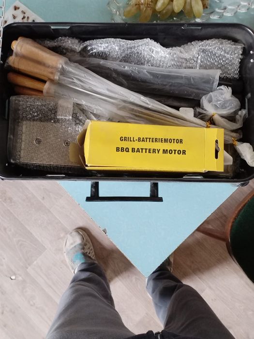 Мангал с шампурами