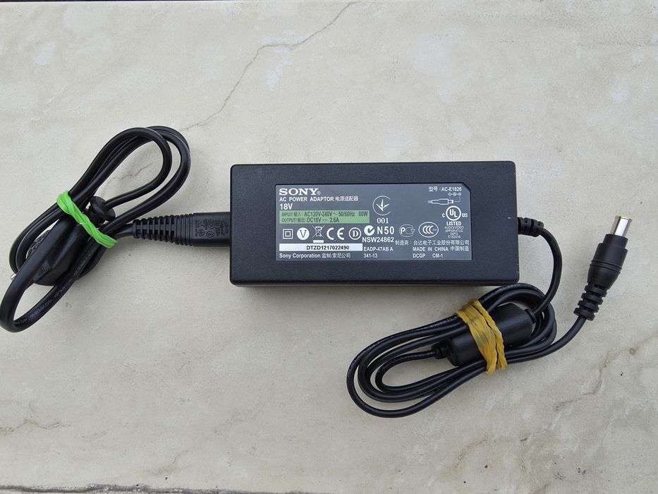 Alimentator  Sony 18V 3A 54W mufa cu pin