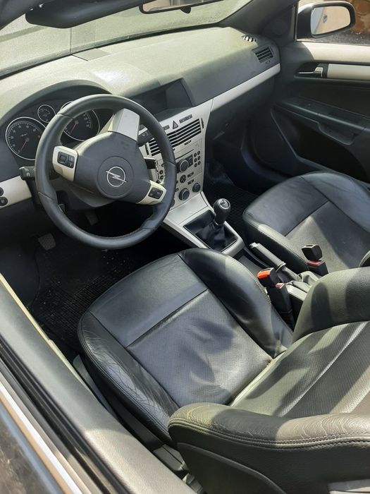Opel astra twin top