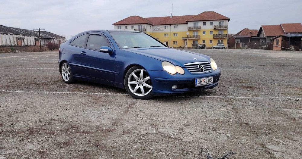 Mercedes Benz C230
