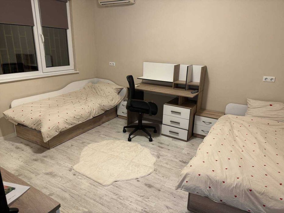 Дава се под наем Тристаен апартамент в Бургас, Възраждане - 90 кв.м за 765 € - Снимка #4