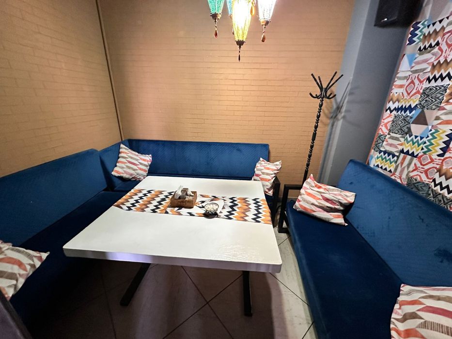 Мебель для кафе.