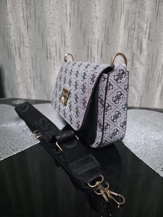 Geanta GUESS noua