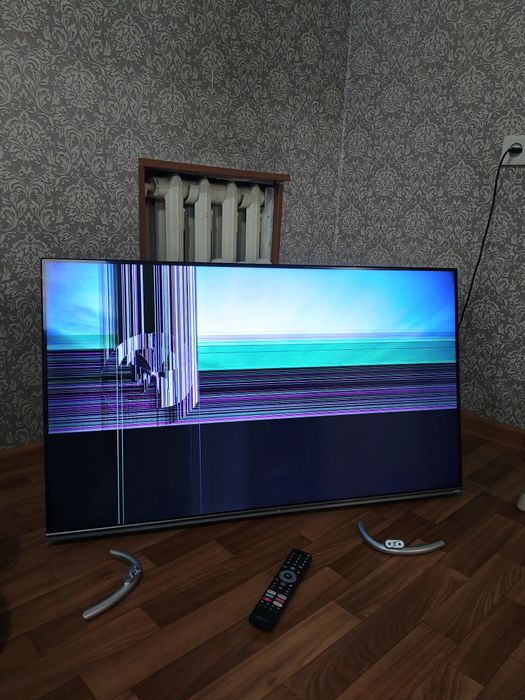 Телевизор DEXP 43” 4K UHD Android TV (на запчасти / под ремонт)