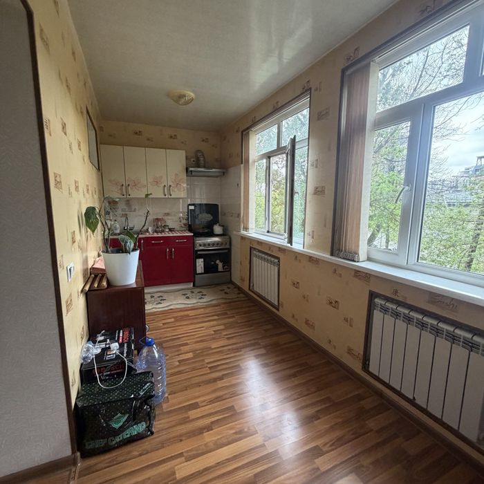 Продаю 3/3/5 Кирпич Дубовая Яшнобод 69500&